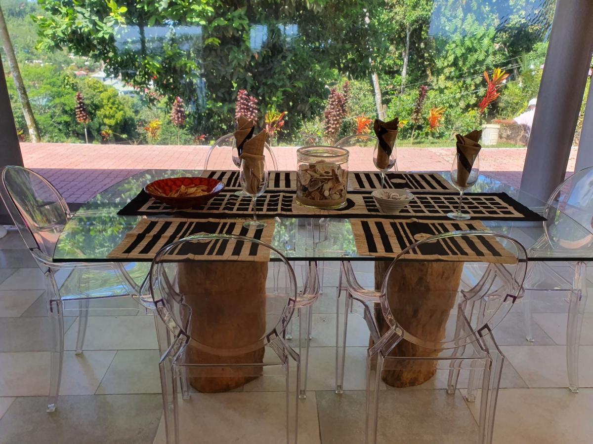 The Olive Tree Apartment Misere Luaran gambar