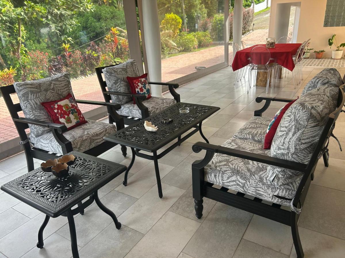 The Olive Tree Apartment Misere Luaran gambar