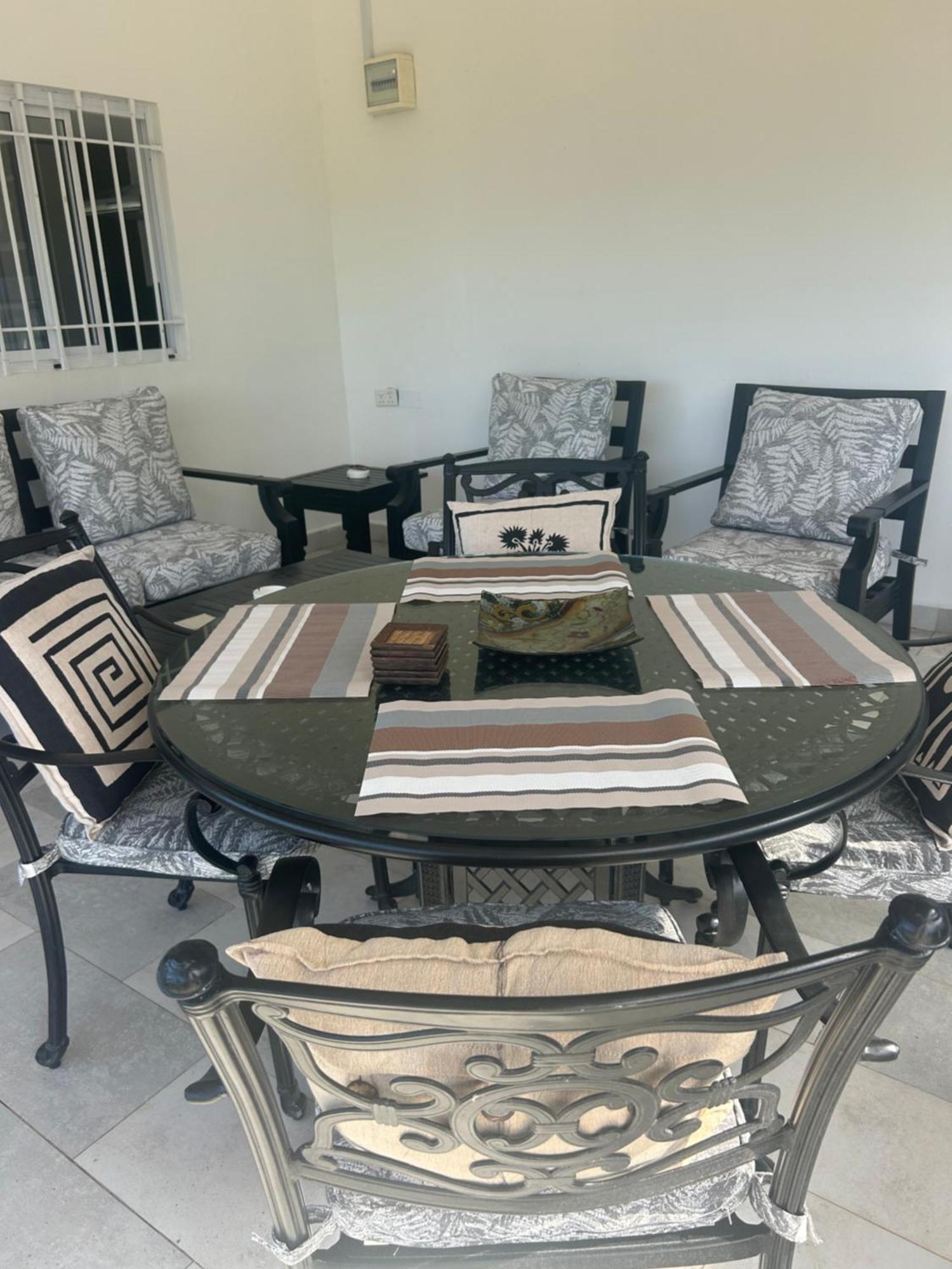 The Olive Tree Apartment Misere Luaran gambar