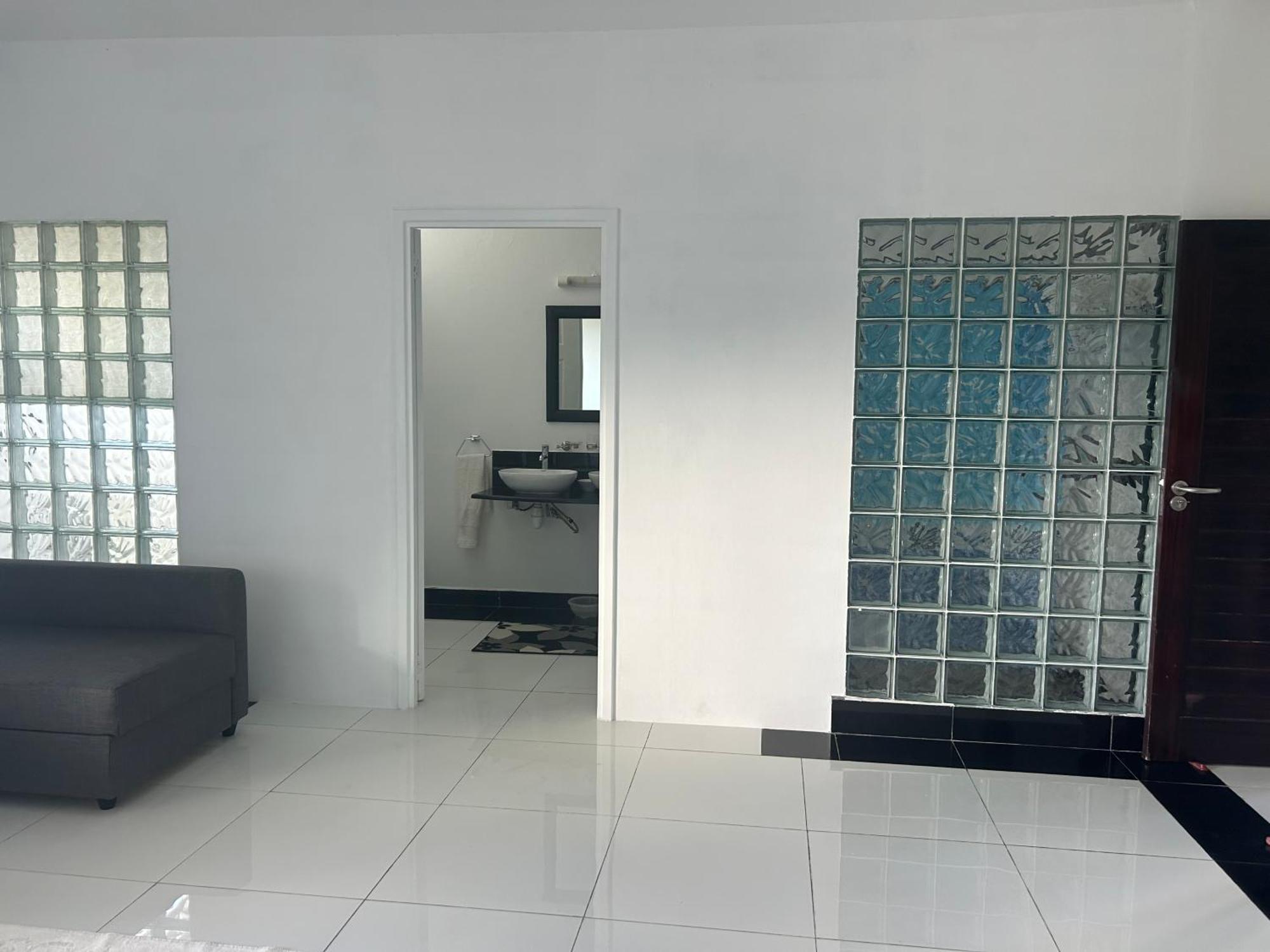 The Olive Tree Apartment Misere Luaran gambar