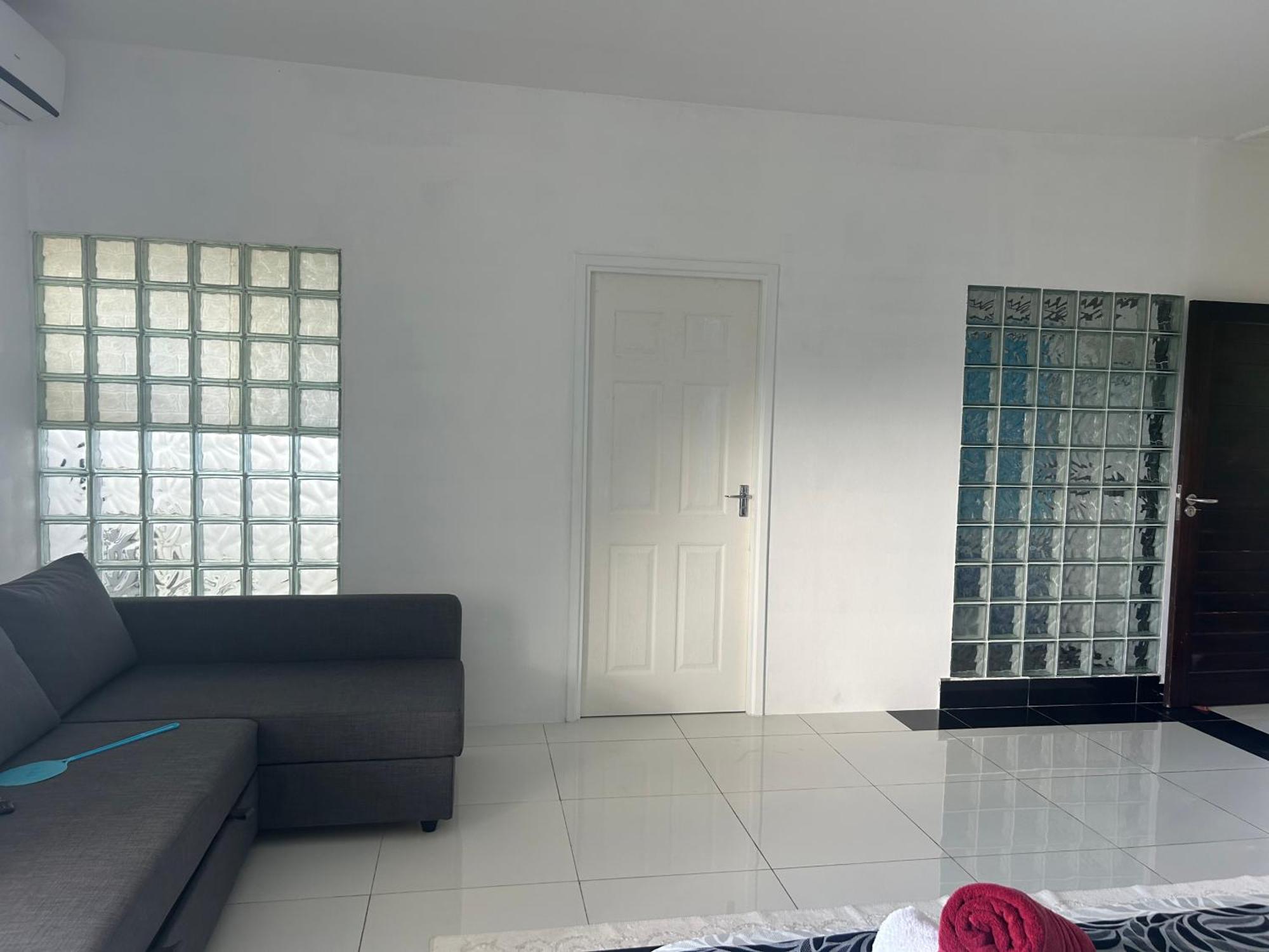 The Olive Tree Apartment Misere Luaran gambar